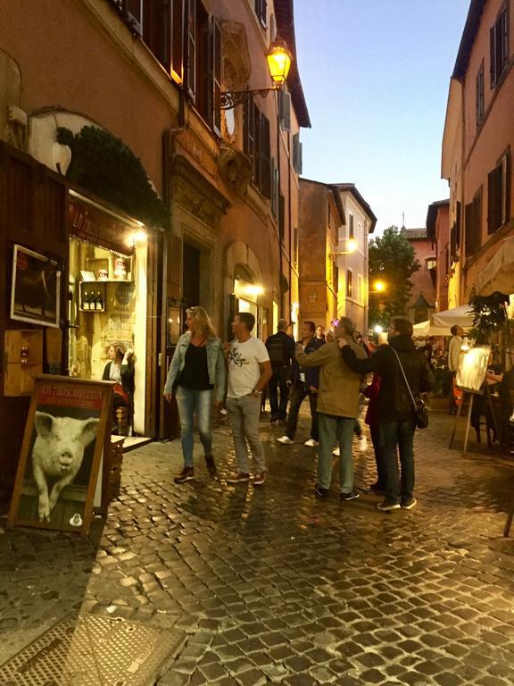 Il Vicolo Di Trastevere Rome Exterior photo